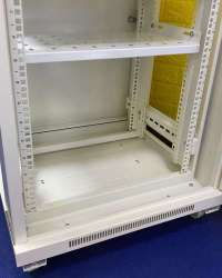 9" RACK CABINET 18U 60x60 