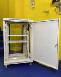 9" RACK CABINET 18U 60x60 