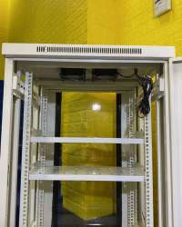 9" RACK CABINET 18U 60x60 