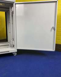 9" RACK CABINET 18U 60x60 