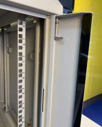 19" WALL RACK CABINET SINGLE SECTION 9U DEEP45 CM.